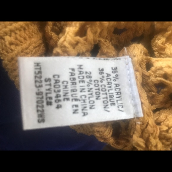 Mustard Yellow loose knit top - Picture 3 of 3